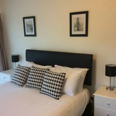 Clyde Apartments Екстериор снимка